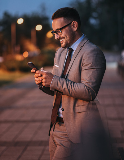 man_phone